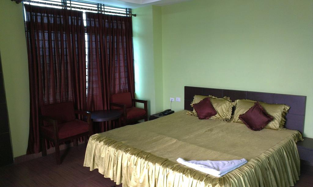 Hotel Sunview Dispur Zimmer foto