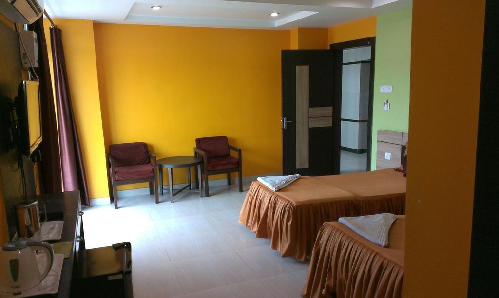 Hotel Sunview Dispur Zimmer foto