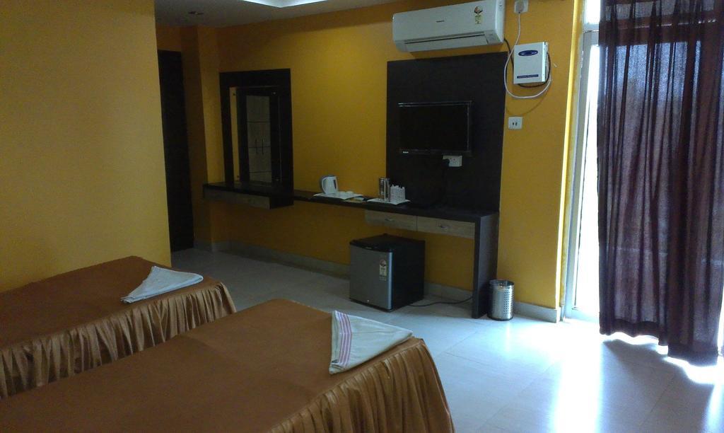 Hotel Sunview Dispur Zimmer foto